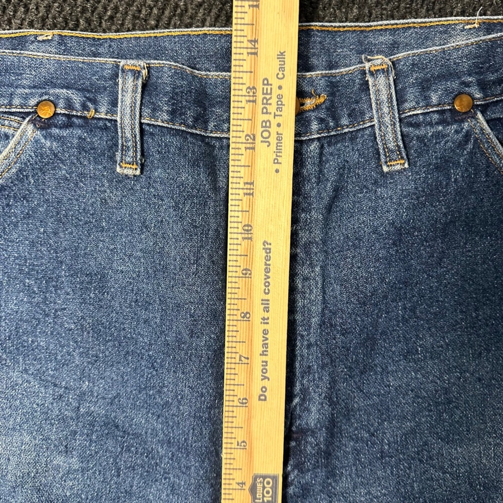 Vintage Wrangler 13MWZ Jeans Mens 38x36 Cowboy Cut USA Made Medium Wash Denim - Picture 6 of 11